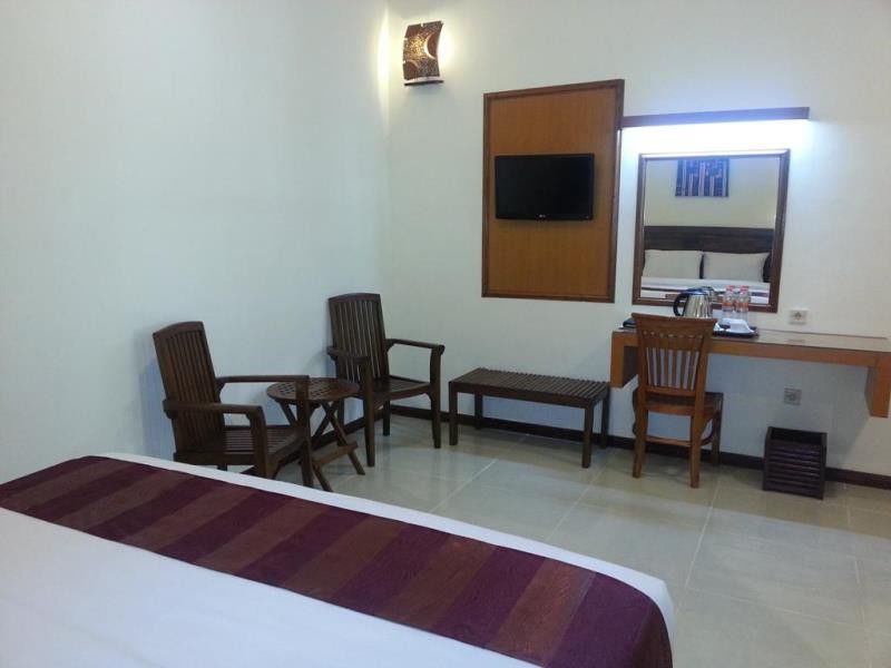 Bukit Daun Hotel And Resort Kediri  Zewnętrze zdjęcie