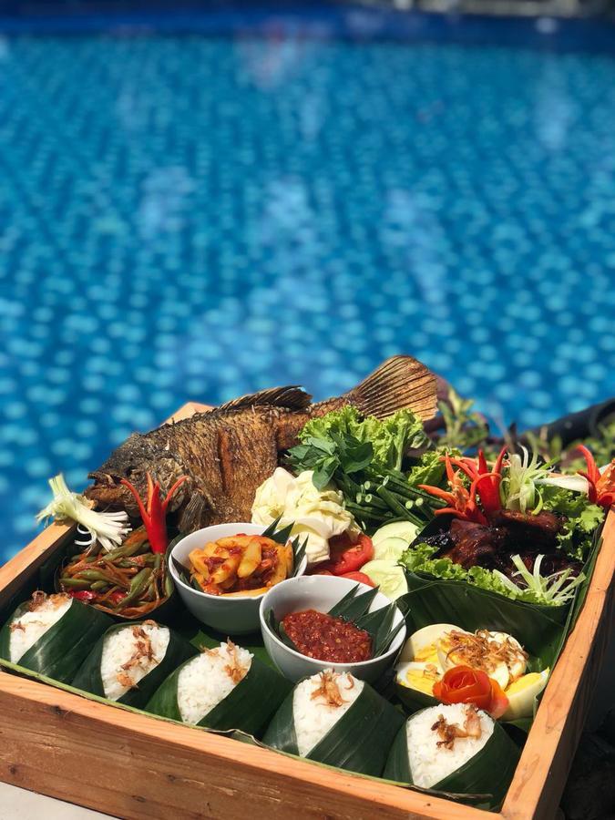 Bukit Daun Hotel And Resort Kediri  Zewnętrze zdjęcie