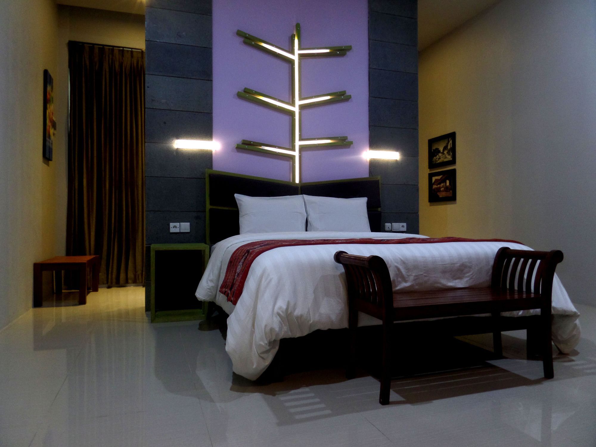 Bukit Daun Hotel And Resort Kediri  Zewnętrze zdjęcie